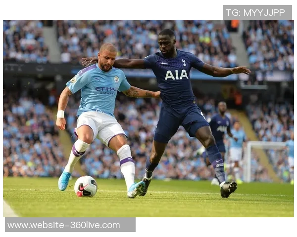 亚自由与国民竞技的对决分析与战术探讨